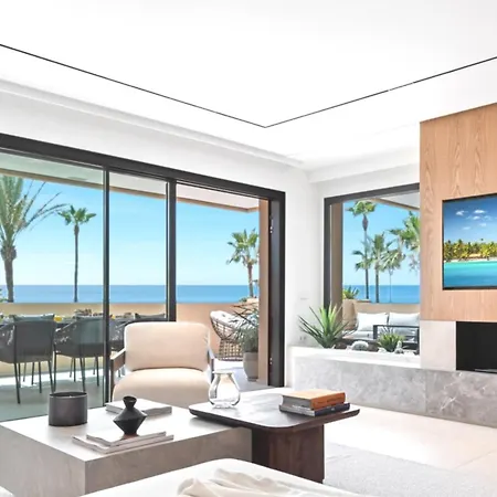 Apartment Palmeras Pool Direct Access To The Beach Estepona