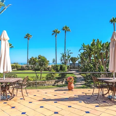 Apartment Palmeras Pool Direct Access To The Beach Apartment Estepona
